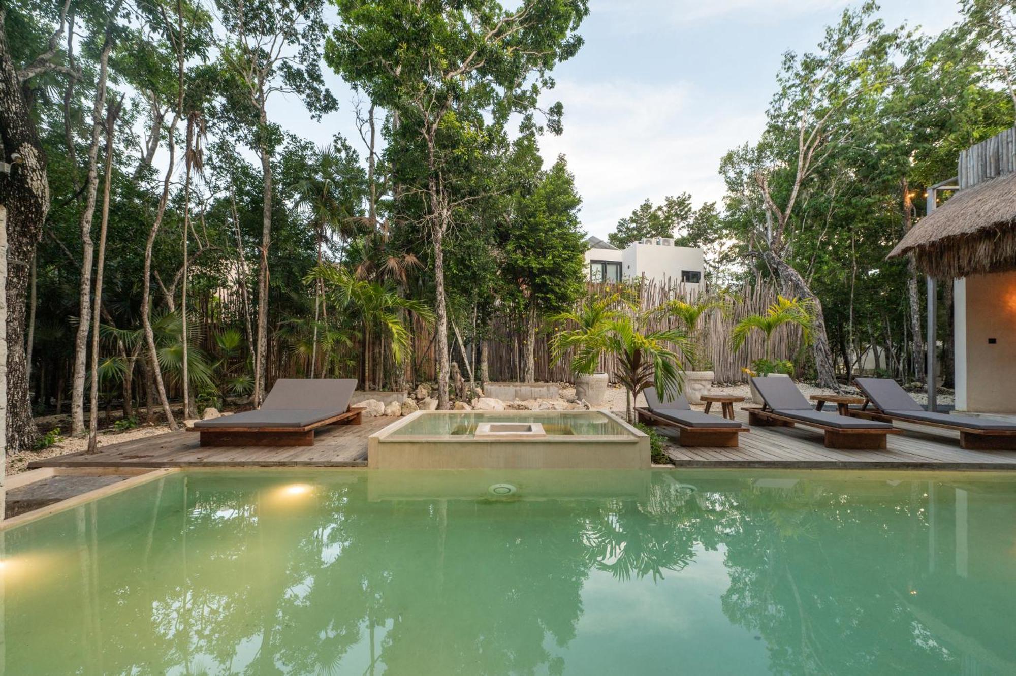 Villa Tovar Тулум Экстерьер фото